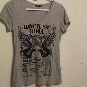 Rock n roll design tee 🎉2/$6 or 3/$8🎉